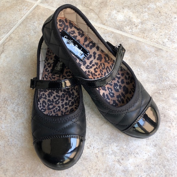 cynthia rowley girls shoes